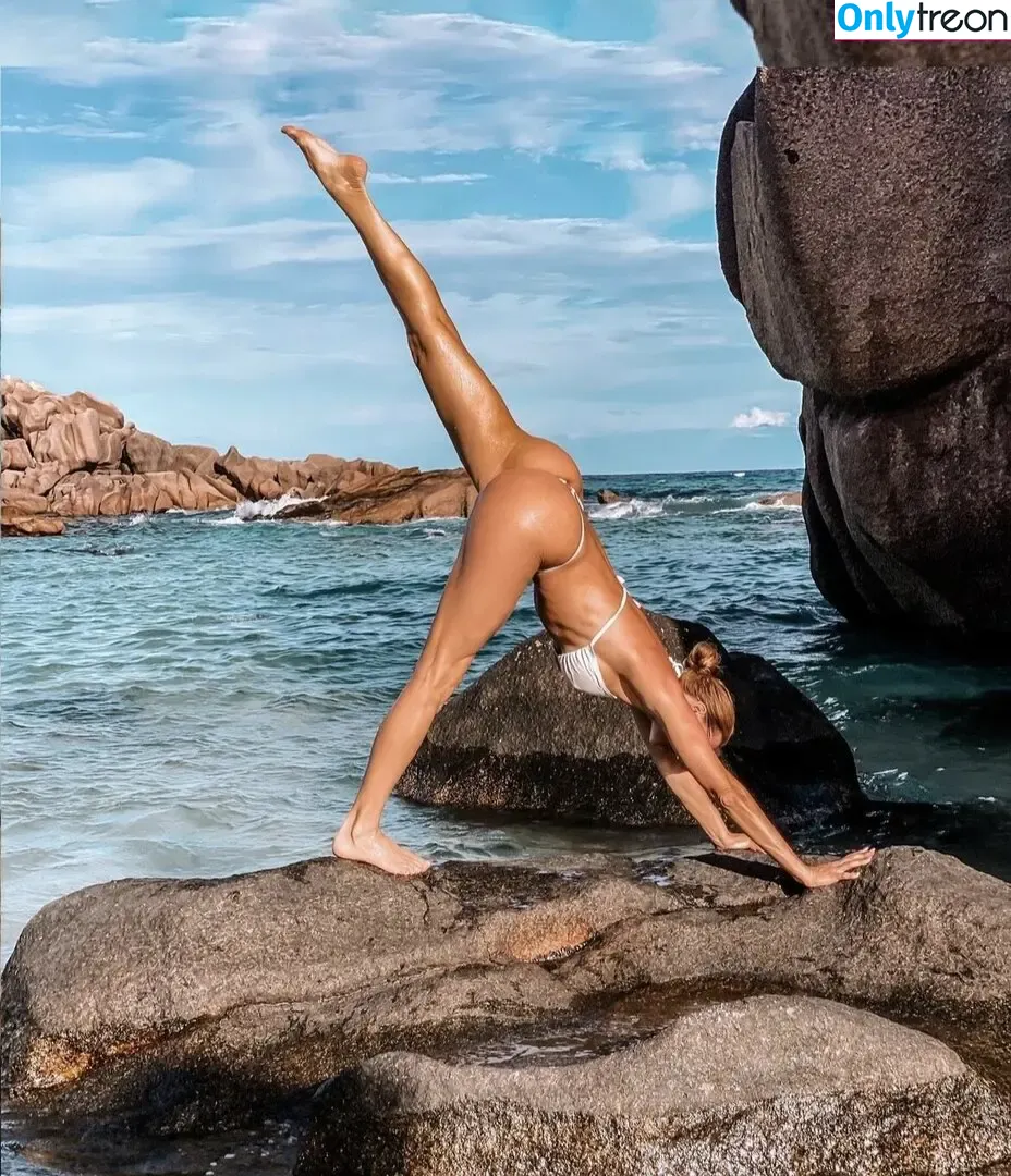 Andrea Veresova nude photo #0013 (andreaveresovaofficial)