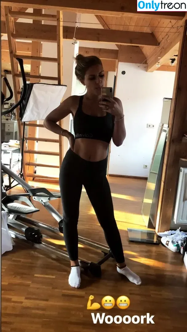 Andreaabaam nude photo #0034 (Andreaabaam)
