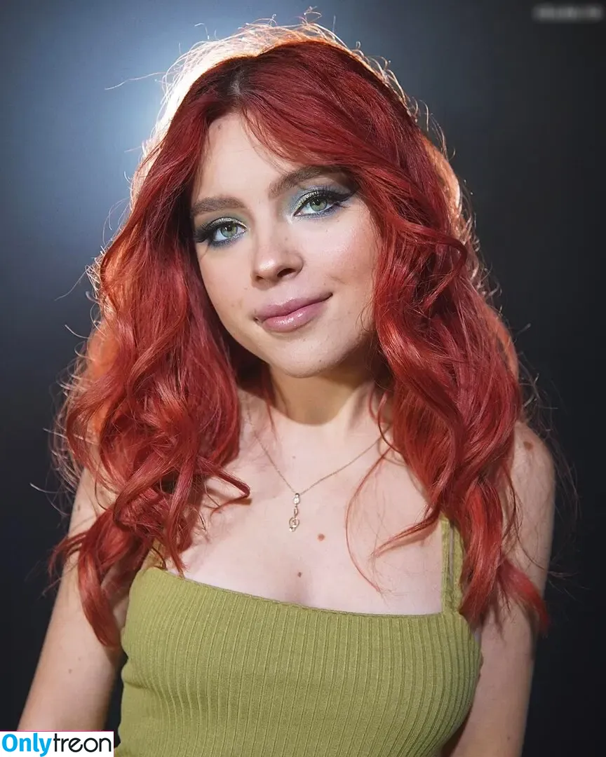 Andreea Munteanu nude photo #0042 (Andreea Munteanu)