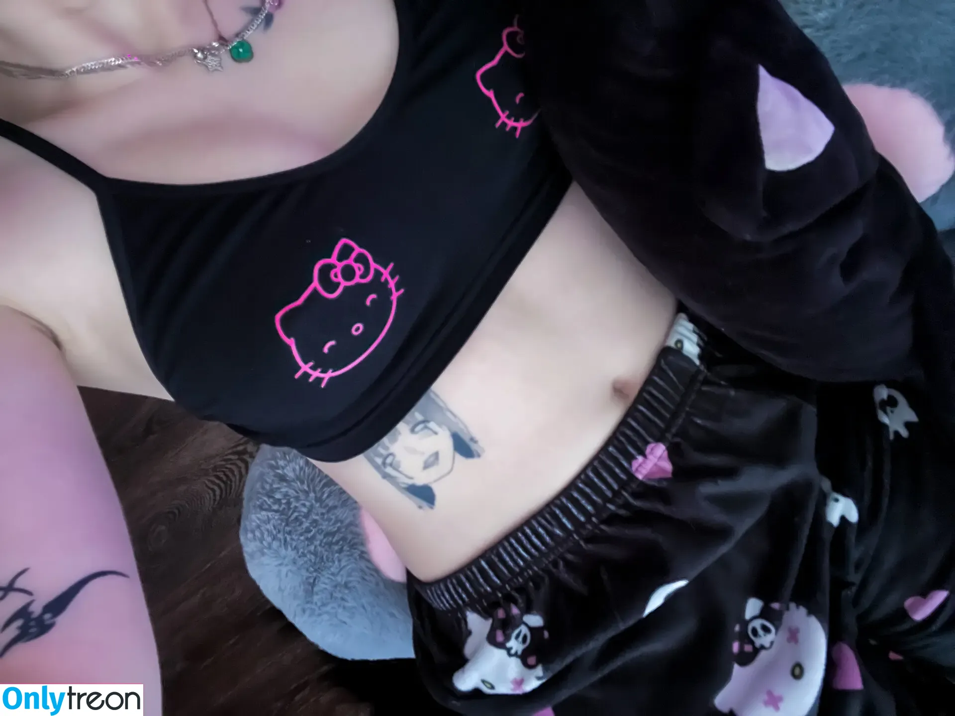 Anemonsa nude photo #0003 (anemonsad)
