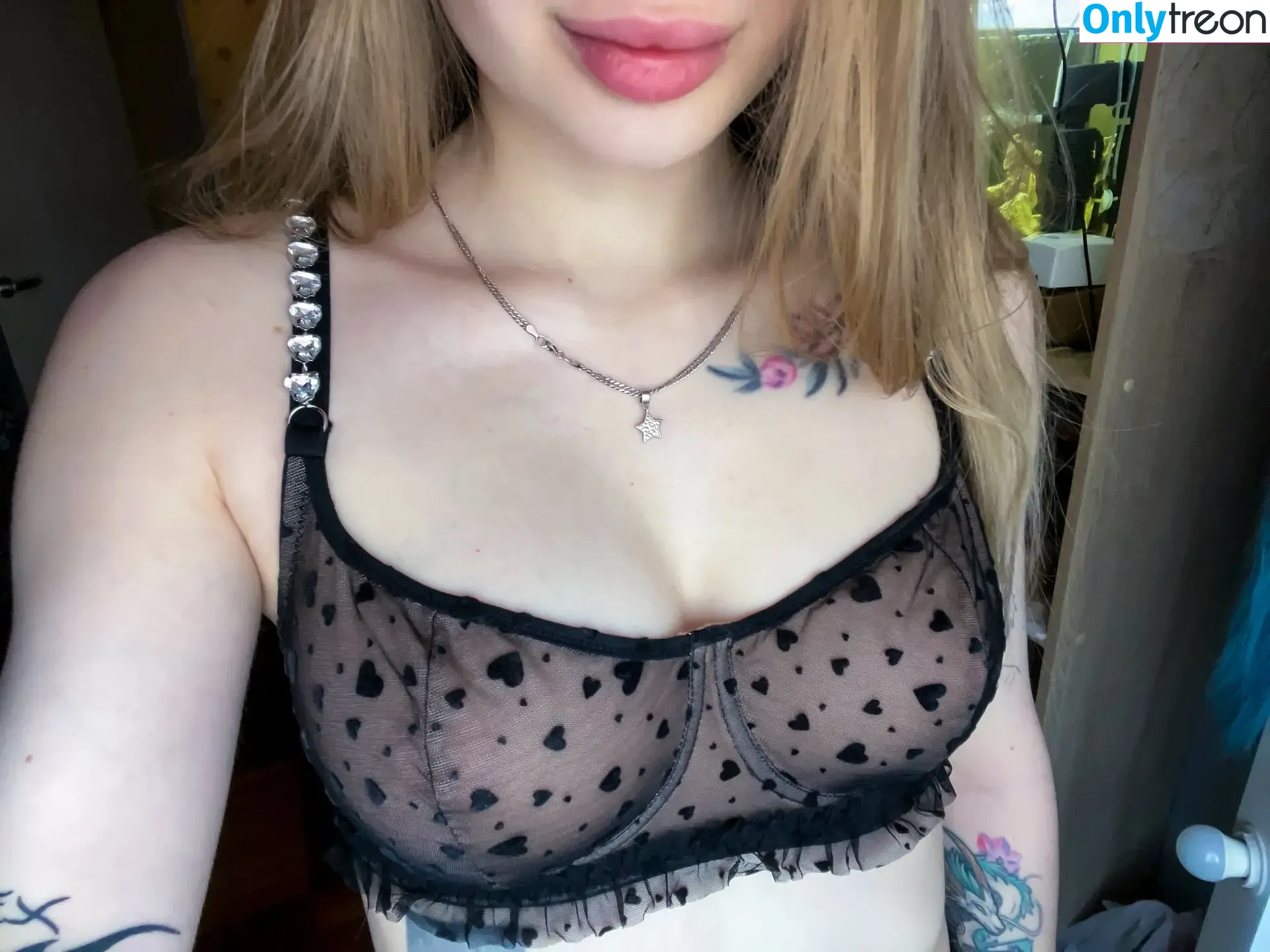 Anemonsa nude photo #0036 (anemonsad)