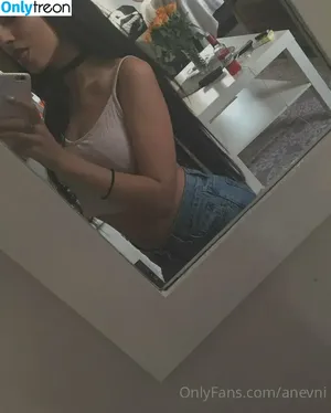  nude photo #0005