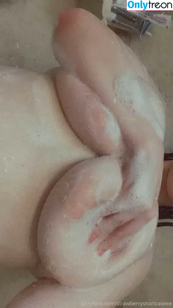 Angel Babi nude photo #0178 (iam_angelbabi / strawberryshortcakeee)