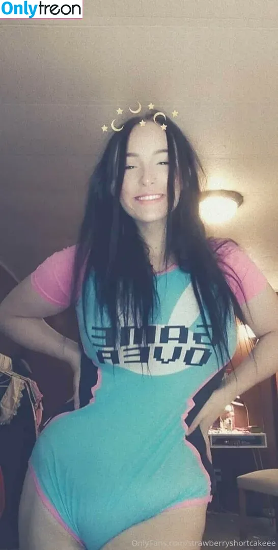 Angel Babi nude photo #0256 (iam_angelbabi / strawberryshortcakeee)
