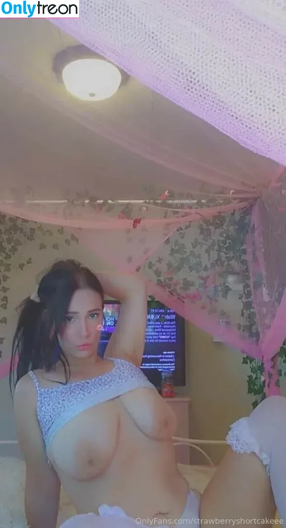 Angel Babi nude photo #0266 (iam_angelbabi / strawberryshortcakeee)