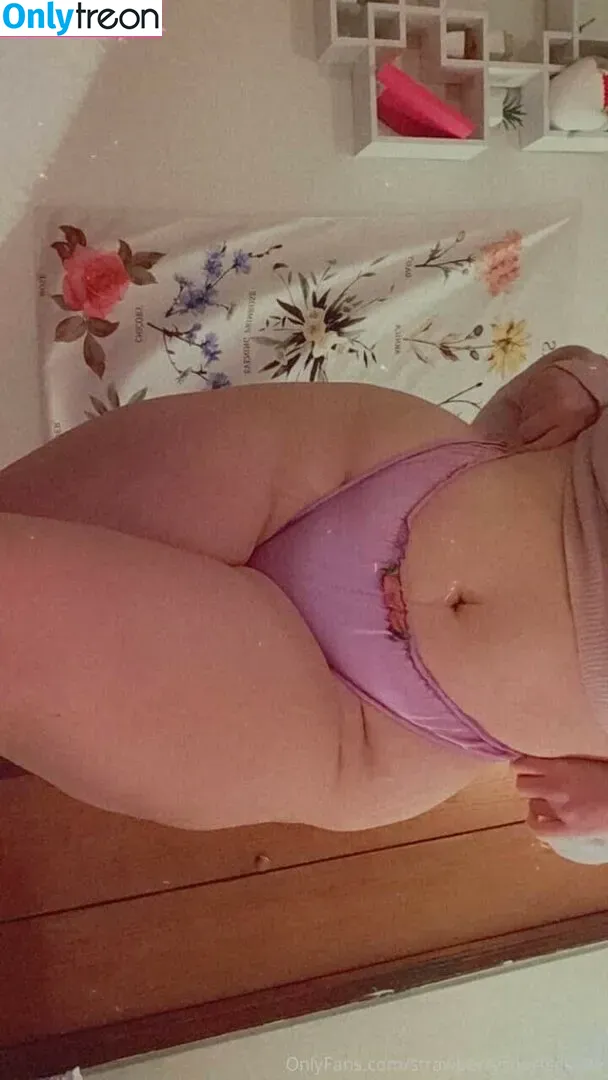Angel Babi nude photo #0351 (iam_angelbabi / strawberryshortcakeee)