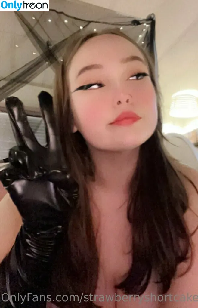 Angel Babi nude photo #0380 (iam_angelbabi / strawberryshortcakeee)