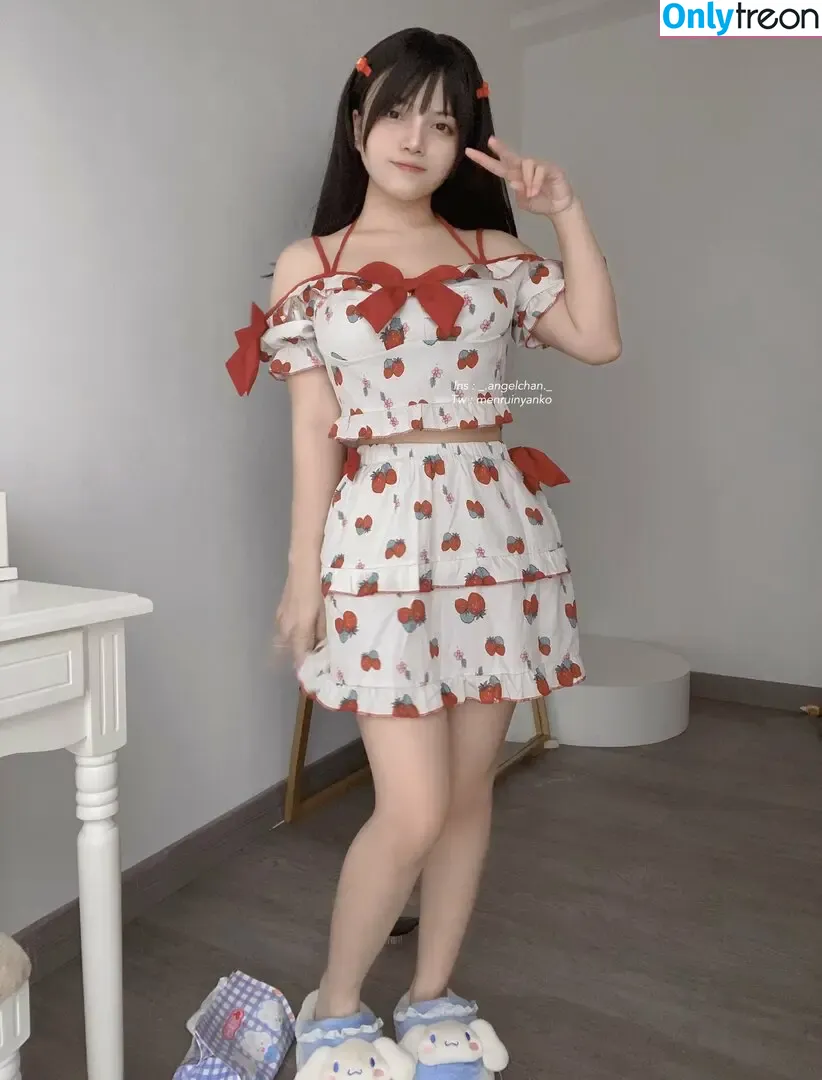 Angel Chan nude photo #0599 (angelhcchan / menruinyanko_ / wlep wlop)