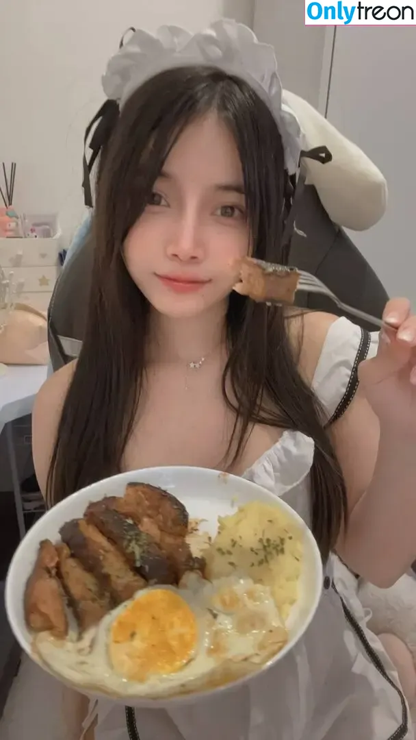 Angel Chan nude photo #1218 (angelhcchan / menruinyanko_ / wlep wlop)
