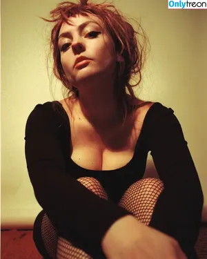 Angel Olsen / angelolsen / angelolsenmusic nude photo #0019