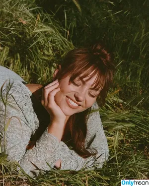 Angel Olsen / angelolsen / angelolsenmusic nude photo #0027