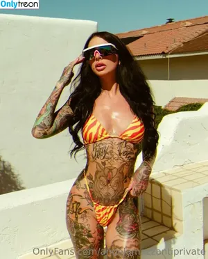 Angela Mazzanti / angela_mazzanti nude photo #0005