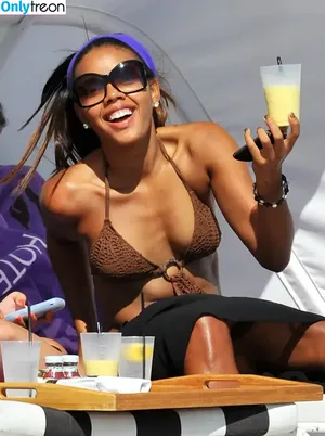 Angela Simmons / angelasimmons nude photo #0385
