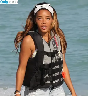 Angela Simmons / angelasimmons nude photo #0420
