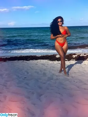 Angela Simmons / angelasimmons nude photo #0467