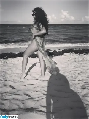 Angela Simmons / angelasimmons nude photo #0471