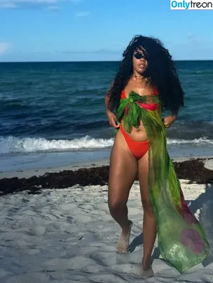 Angela Simmons / angelasimmons nude photo #0472