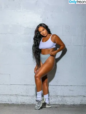 Angela Simmons / angelasimmons nude photo #0503