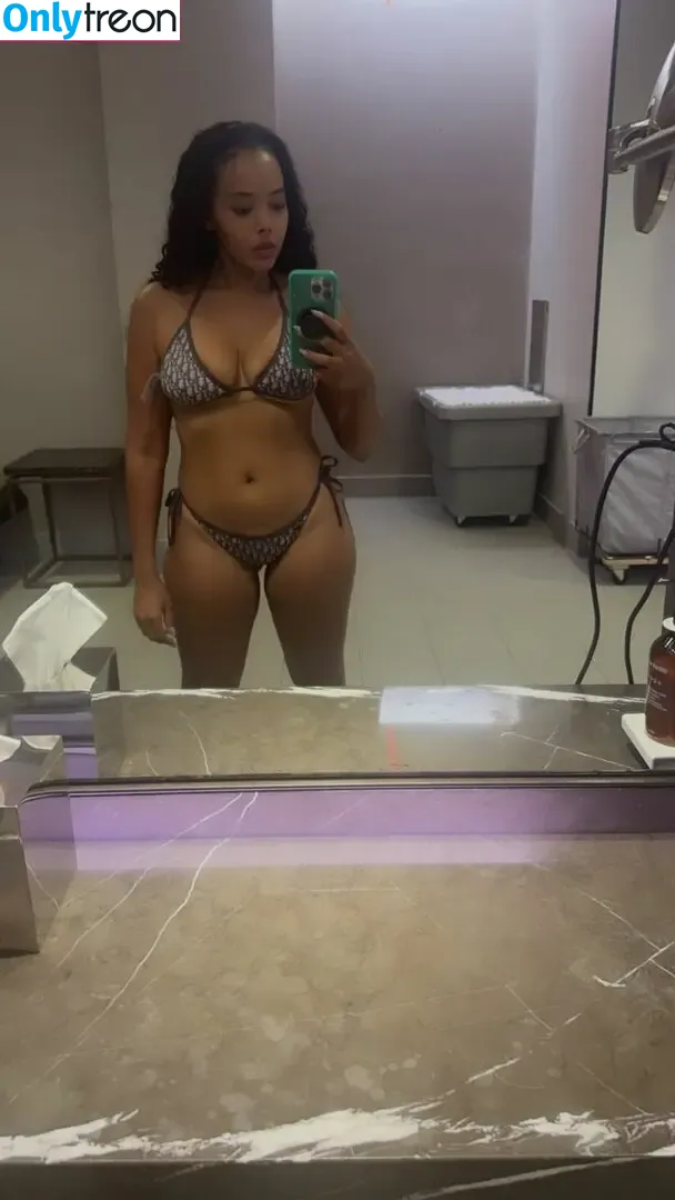 Angela Simmons nude photo #0475 (angelasimmons)
