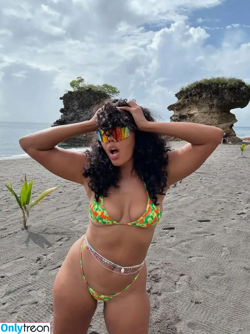 Angela Simmons nude photo #0477 (angelasimmons)