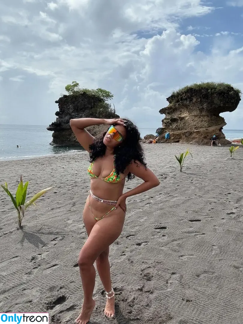 Angela Simmons nude photo #0483 (angelasimmons)