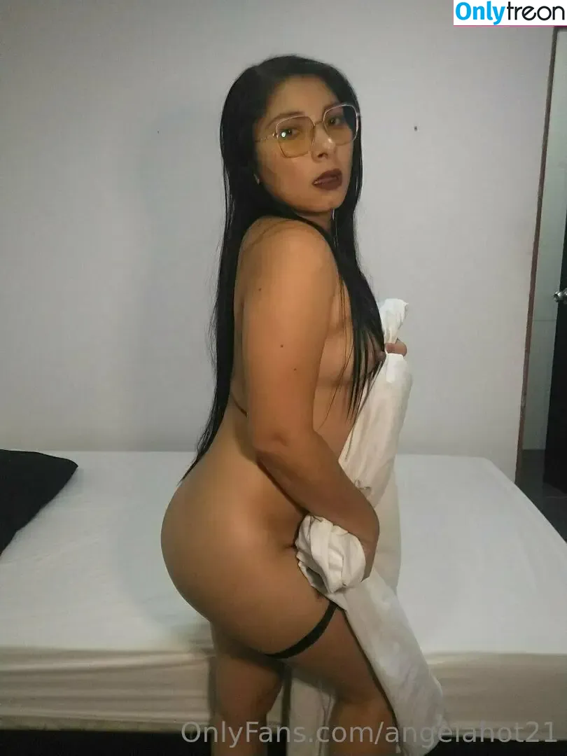 angelahot21 nude photo #0035 (lilhunee21)