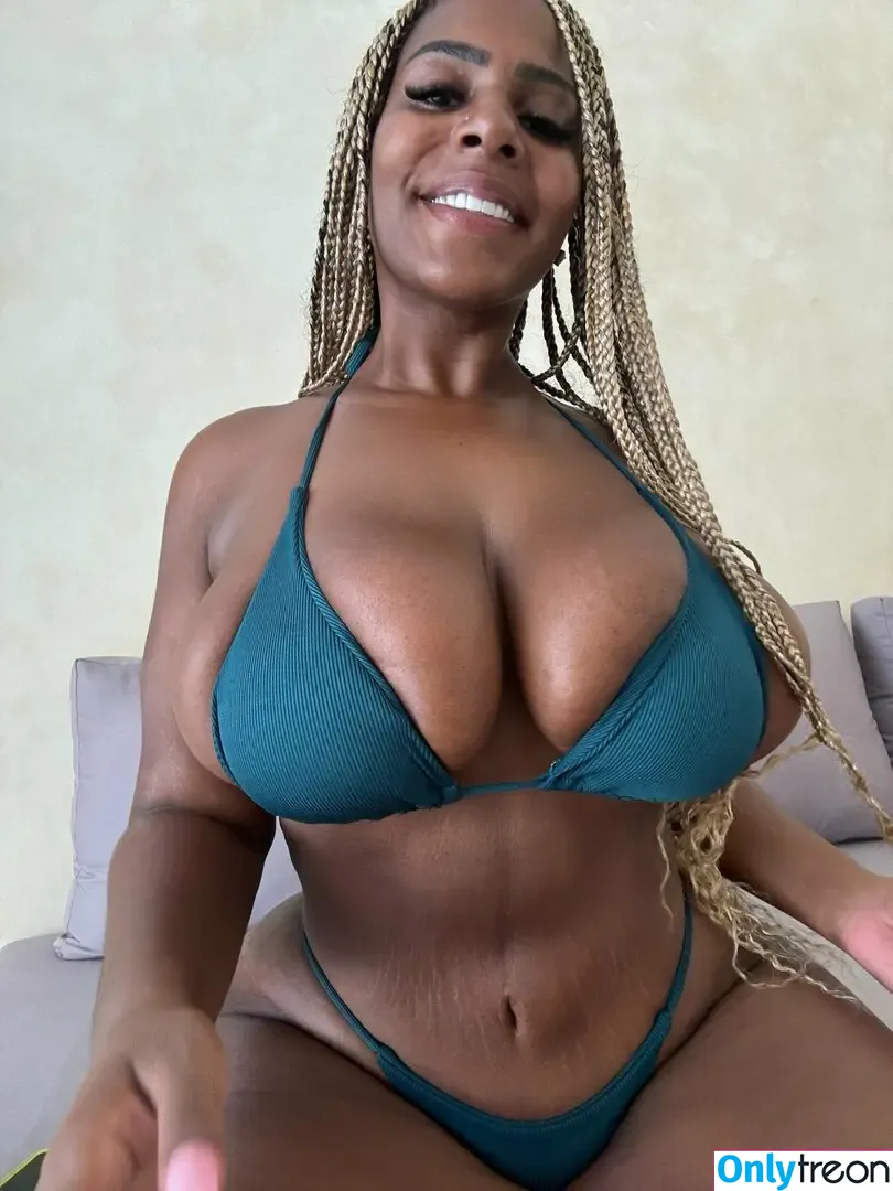 angelcakes.10 nude photo #0215 (angelcakescupcakes / bbangelcakes)
