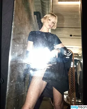 Angèle Van Laeken / angele_vl / u147788082 nude photo #0136