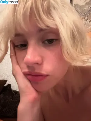 Angèle Van Laeken / angele_vl / u147788082 nude photo #0143