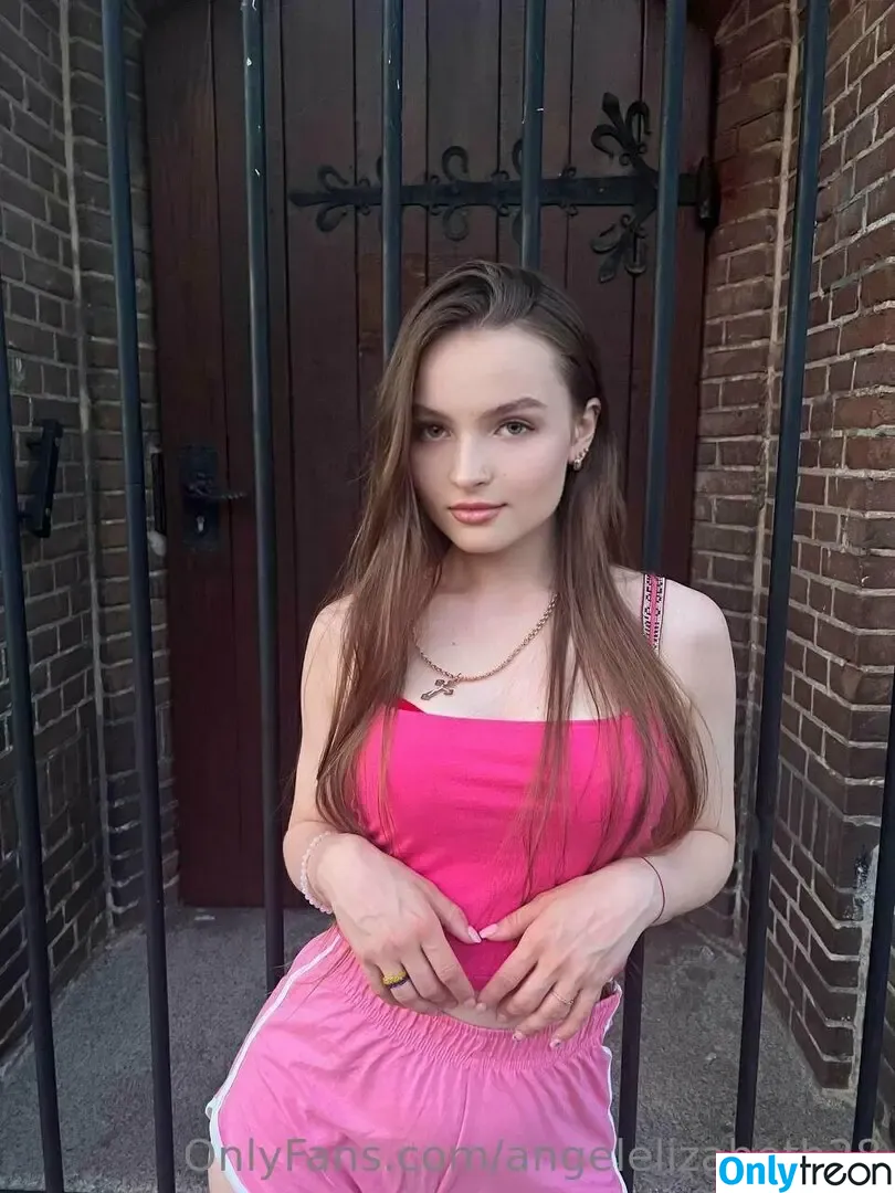 angelelizabeth28 nude photo #0011 (angel_elizabeth28)