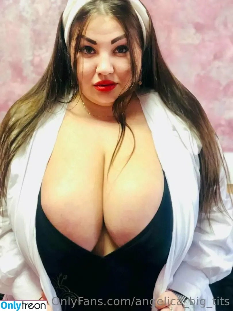angelica_big_tits nude photo #0003 (angelica_big_tits)