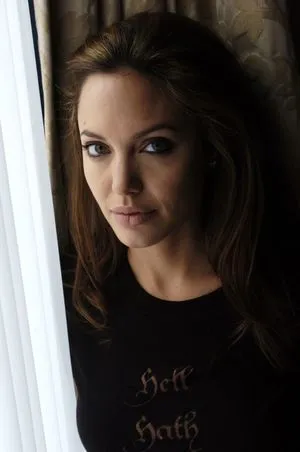 Angelina Jolie / angelinajolie nude photo #0127