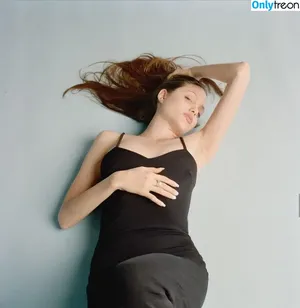 Angelina Jolie / angelinajolie nude photo #0828