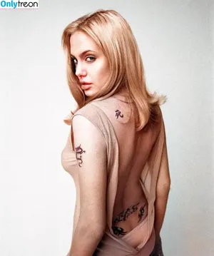 Angelina Jolie / angelinajolie nude photo #0871