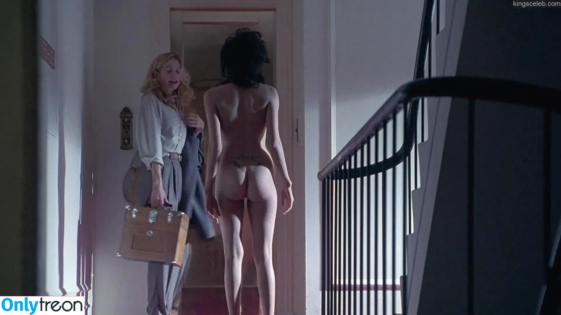 Angelina Jolie nude photo #0071 (angelinajolie)