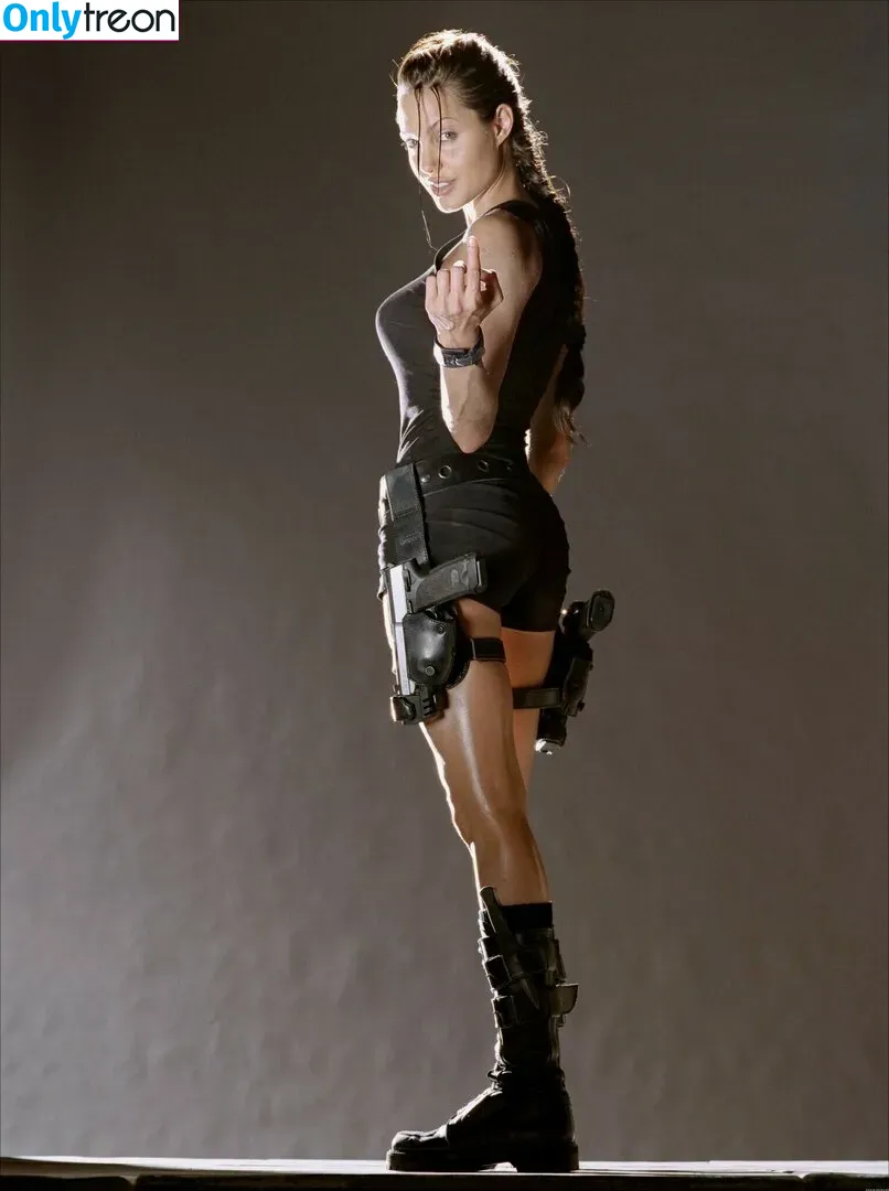 Angelina Jolie nude photo #0195 (angelinajolie)