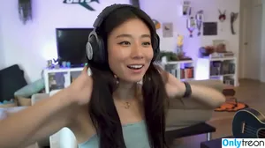 Angelina Kim / angelinakkim nude photo #0001