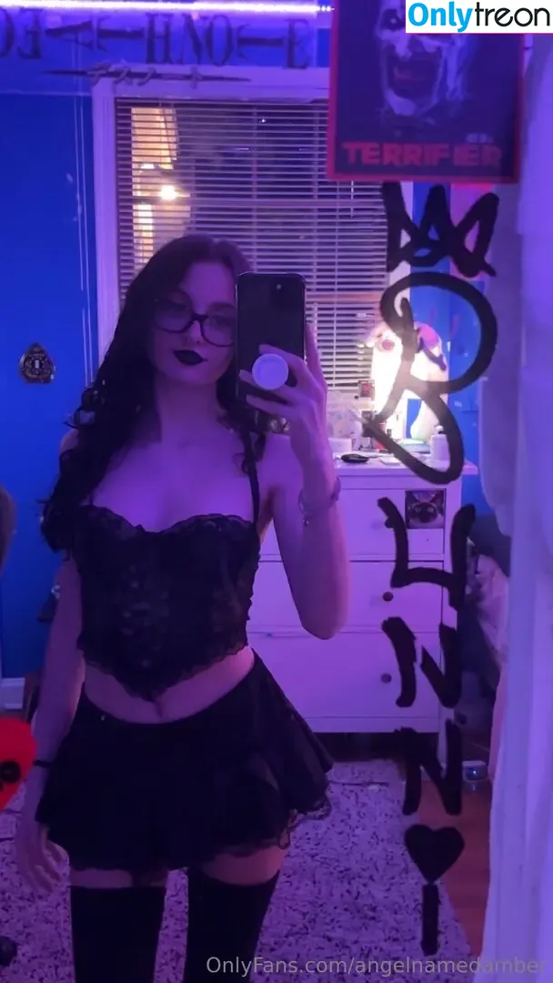 angelnamedamber nude photo #0044 (thatdevilnamedamber)
