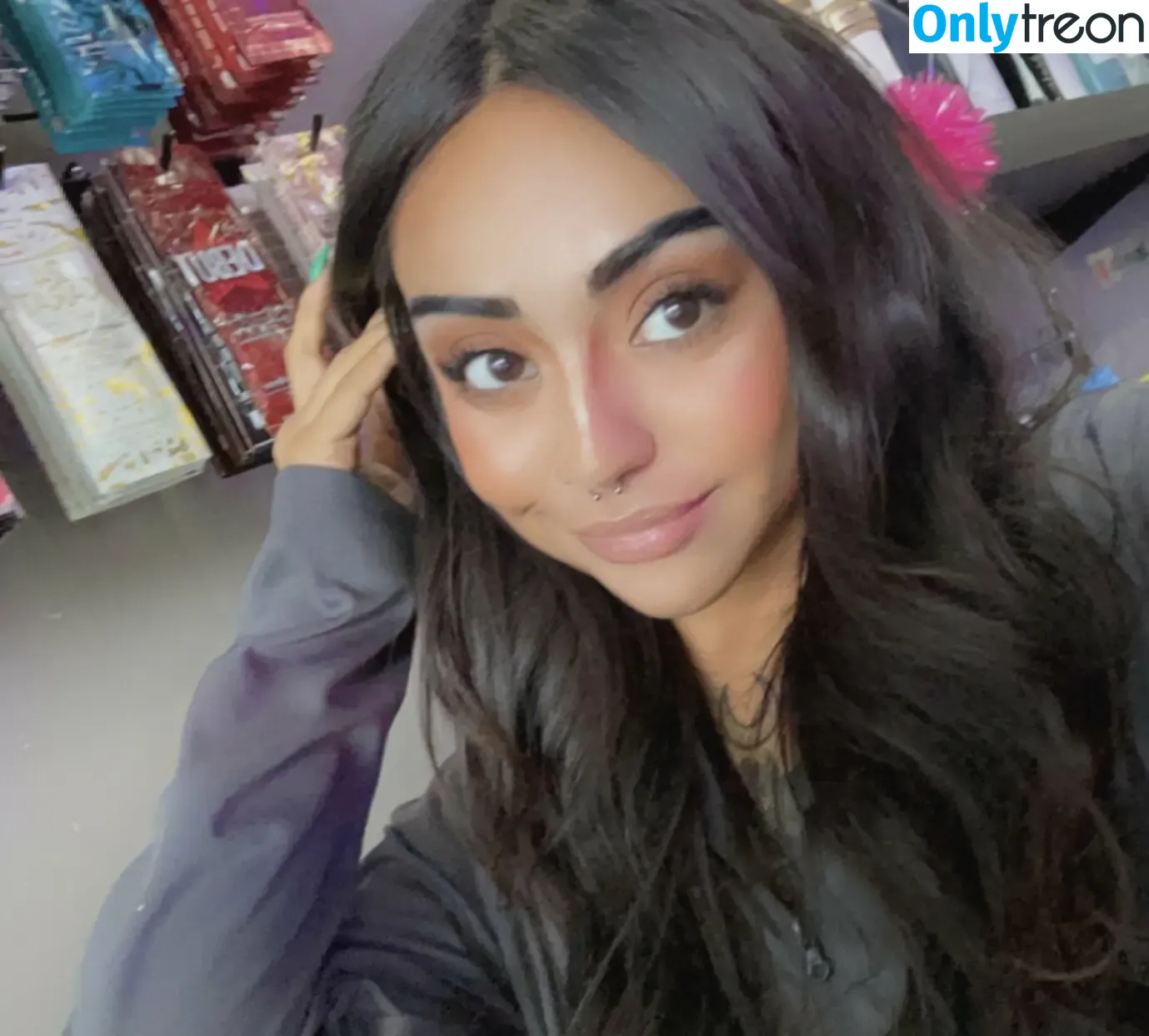 Angelsix9ine nude photo #0002 (Angelsix9ine)