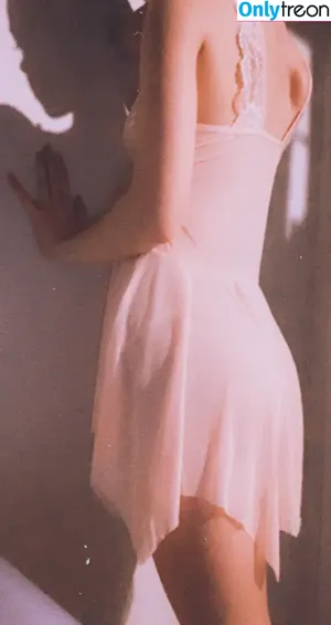  nude photo #0019