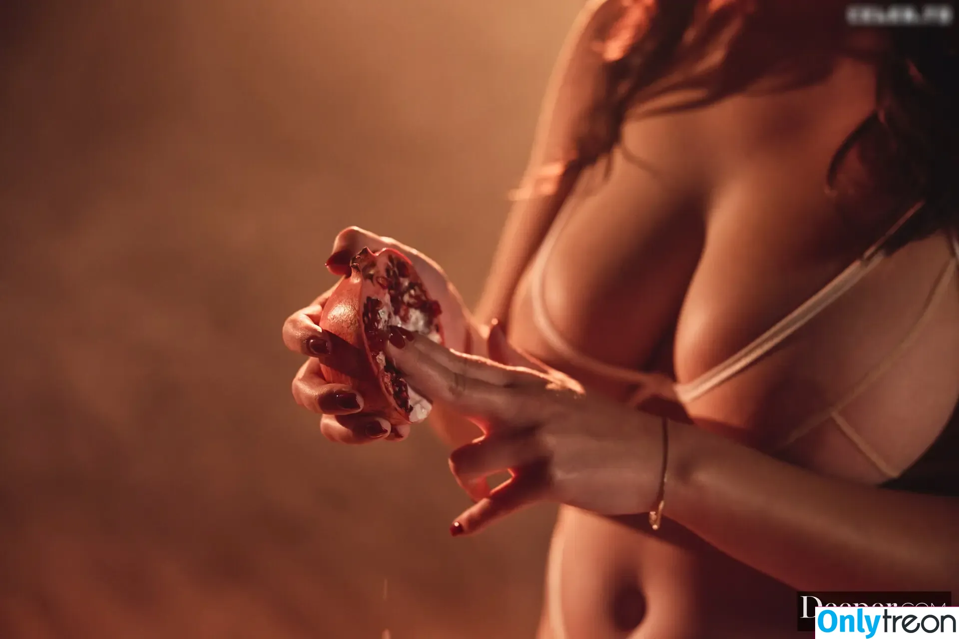Angie Faith nude photo #0371 (Angiechatur / angie_faithh / angiefaith)