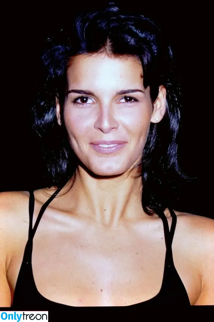 Angie Harmon nude photo #0201 (angieharmon)