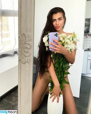 ani_romanova / Anna Romanova / Anya Hatri / anna-romanova nude photo #0016