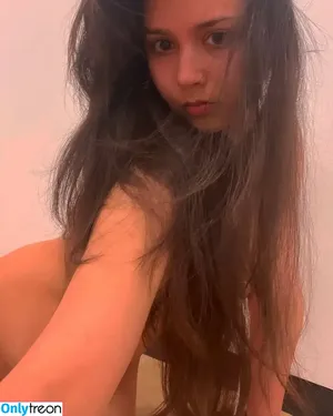 Anika Vishwanath / Bimbus2000 nude photo #0072