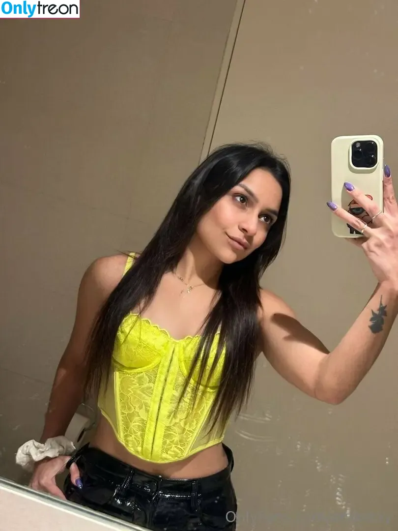 anikatay nude photo #0010 (ankitaay_)