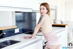 Anikia / anikias1 / annikariley nude photo #0210