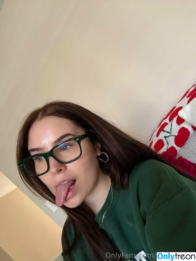 anime_bby nude photo #0029 (bunni_senpaiii)