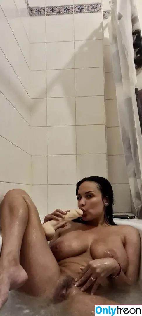Anissa KATE nude photo #0801 (AnissaKate / anissakateoff)