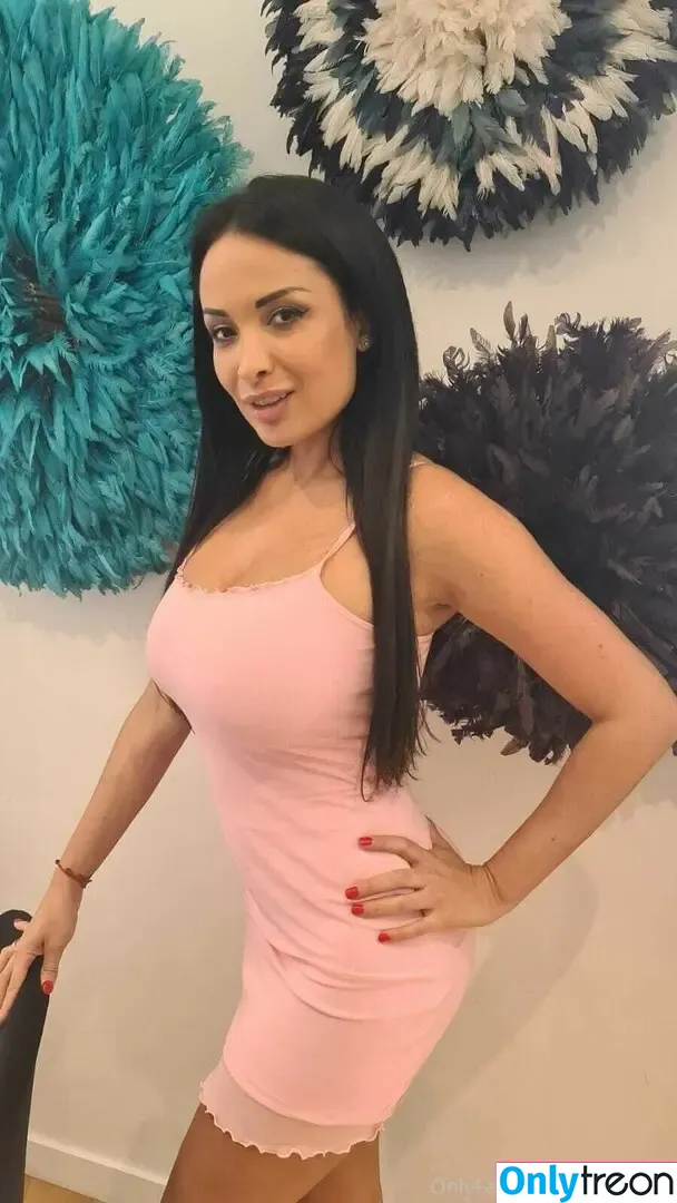 Anissa KATE nude photo #0970 (AnissaKate / anissakateoff)