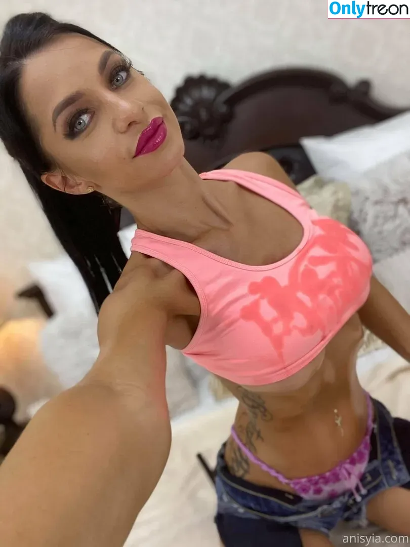 Anisyia nude photo #0095 (anisyialovee)